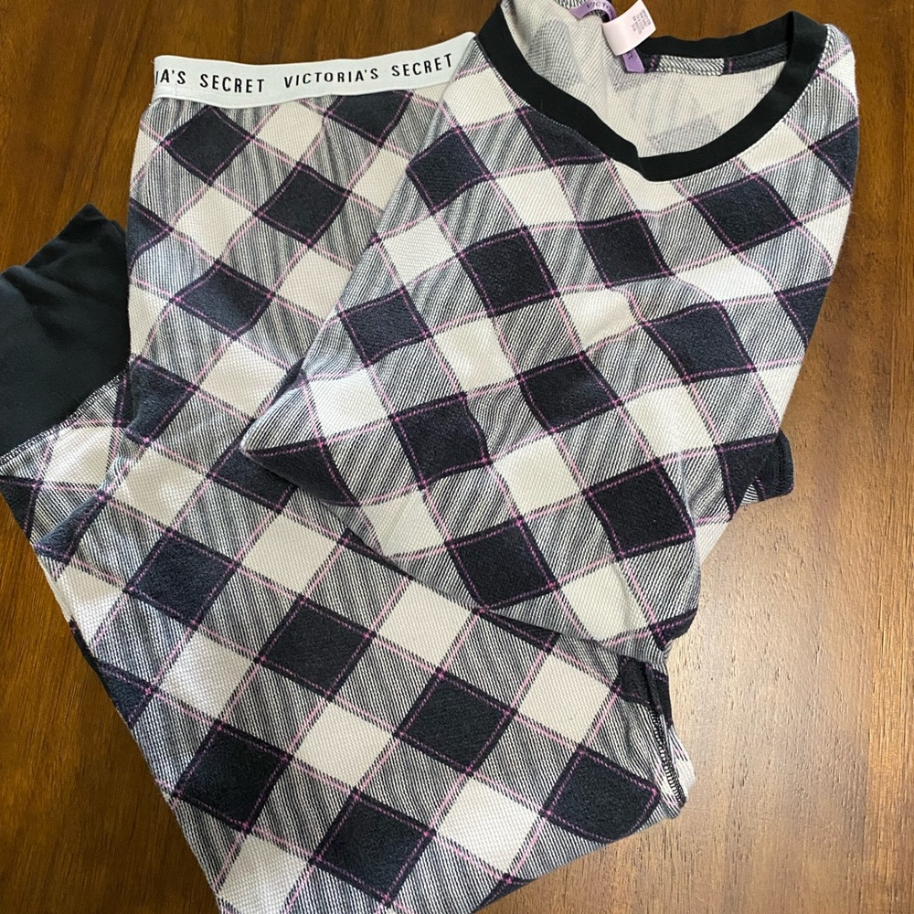 VS Pajama Set